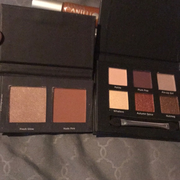 Makeup Bundle - Picture 5 of 6